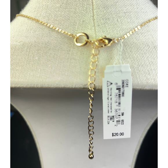 Crown & Ivy Monogram Initial Letter "B” Necklace Gold Tone - Picture 5 of 5